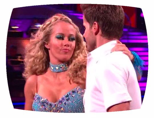 Kendra Wilkinson Louis Van Amstel Cha Cha Cha.jpg Kendra Wilkinson Louis Van Amstel Cha Cha Cha