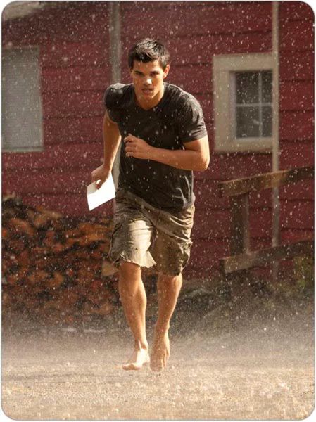 Taylor Lautner running barefoot in the rain  Breaking Dawn