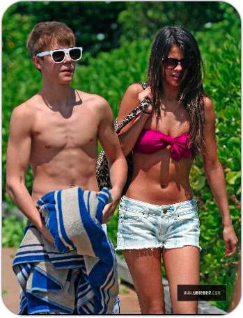 Justin Bieber Shirtless 02 2011 05 24