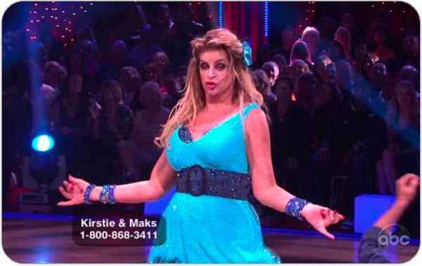 Kristie Alley and Maksim Chmerkovskiy  Salsa  Instant Dance