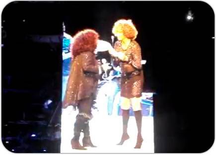 Whitney Houston and Chaka Khan sing  Tell Me Something Good at Prince