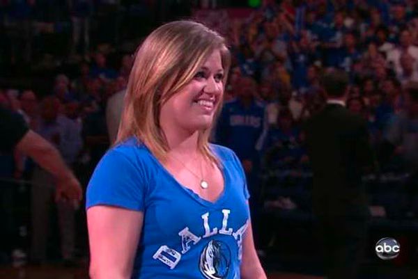 Kelly Clarkson  National Anthem  NBA Finals
