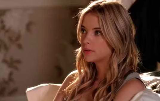 Pretty Little Liars Season 2  Preview