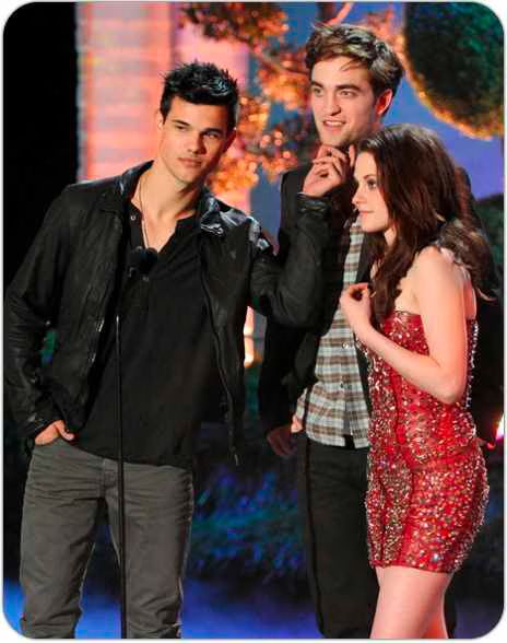 Taylor Lautner Robert Pattinson Chin 01-2011-06-06.jpg Taylor Lautner Robert Pattinson Chin 01 2011 06 06