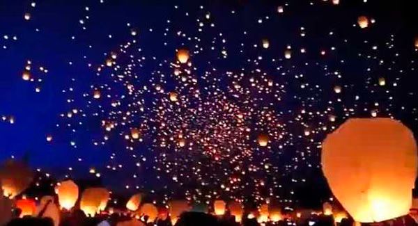 8 000 Lanterns set off at Midnight