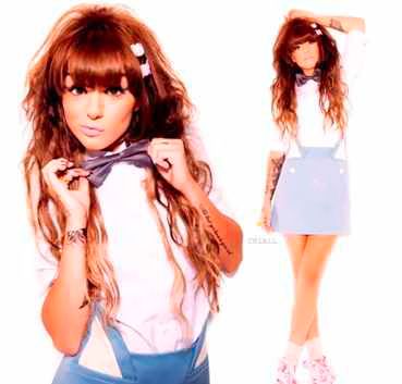 Cher Lloyd previews music clips from her new album