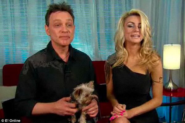 Courtney Stodden 16 says Doug Hutchison 51 is a tiger in bed  Video