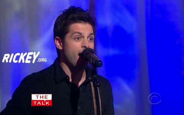David Cook The Talk 02-2011-07-07.jpg David Cook The Talk 02 2011 07 07