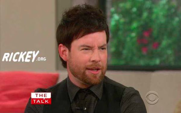 David Cook The Talk 03-2011-07-07.jpg David Cook The Talk 03 2011 07 07