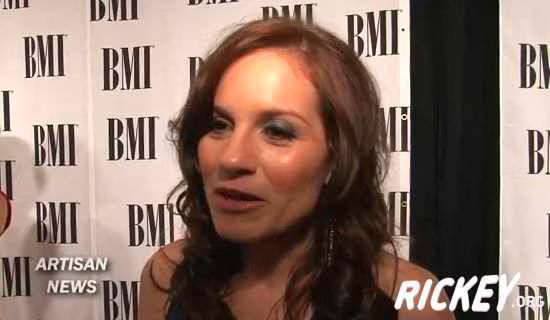 Kara DioGuardi shares thoughts on The X Factor