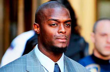Plaxico Burress signs with NY Jets