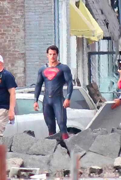 Henry Cavill as Superman  Picture 01 2011 08 31