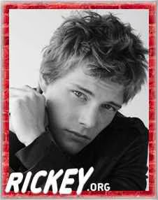 Hunter Parrish to play Jesus in Godspell