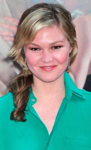 Julia Stiles