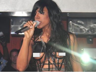 Kelly Rowland Nip Slip Box.jpg Kelly Rowland Nip Slip Box
