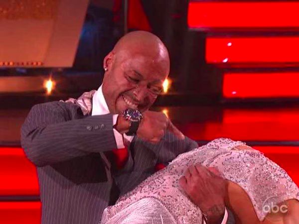 J.R. Martinez and Karina Smirnoff - Quickstep.jpg J R Martinez and Karina Smirnoff Quickstep