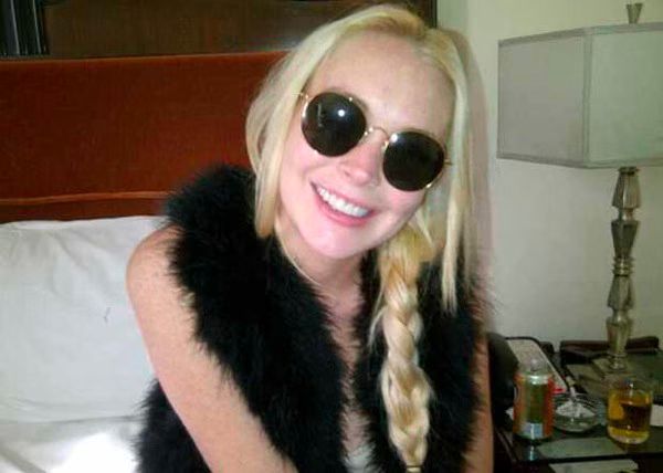 Lindsay Lohan has new teeth  Picture