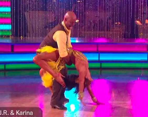 J R Martinez and Karina Smirnoff  Cha Cha Cha  Dancing with the Stars