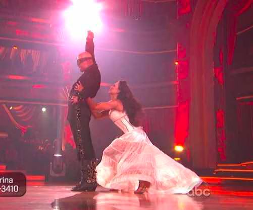 J R Martinez and Karina Smirnoff  Paso Doble  Dancing with the Stars