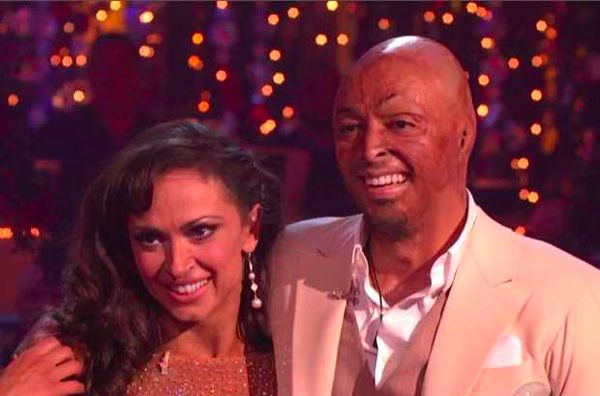 J R Martinez and Karina Smirnoff  Waltz  Dancing with the Stars