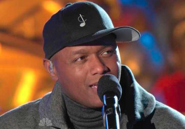 Javier Colon  Christmas in Rockefeller Center
