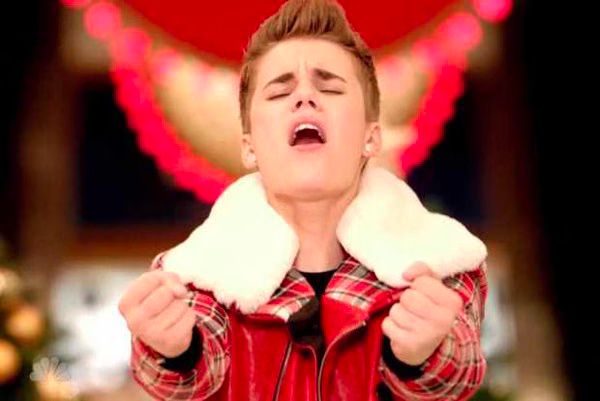 Justin Bieber and Mariah Carey - All I Want For Christmas Is You 03-2011-11-30.jpg Justin Bieber and Mariah Carey All I Want For Christmas Is You 03 2011 11 30