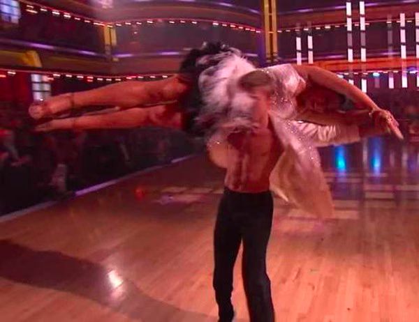 Ricki Lake and Derek Hough  Freestyle  Dancing with the Stars
