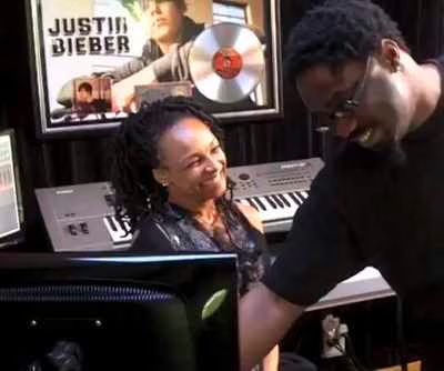 Siedah Garrett  Keep On Lovin You  Michael Jackson Tribute Song