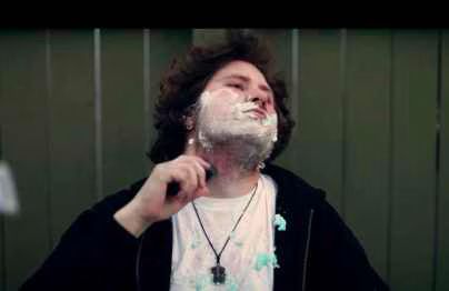 Casey Abrams shaves his beard - Video.jpg Casey Abrams shaves his beard Video