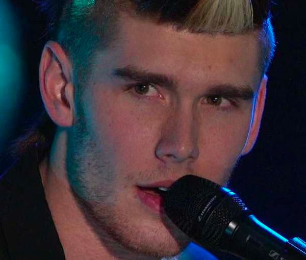 Colton Dixon  Fix You  American Idol