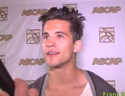 Dez Duron - ASCAP Grammy Brunch Interview.jpg Dez Duron ASCAP Grammy Brunch Interview