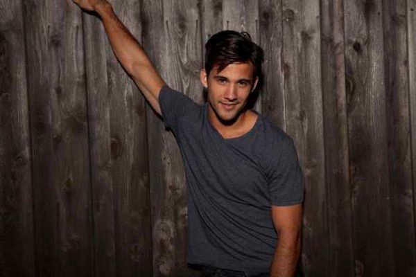 Dez Duron Kiss Me