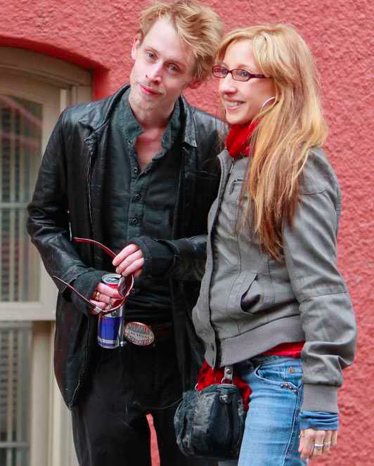 Macaulay Culkin Gaunt Picture 01-2012-02-09