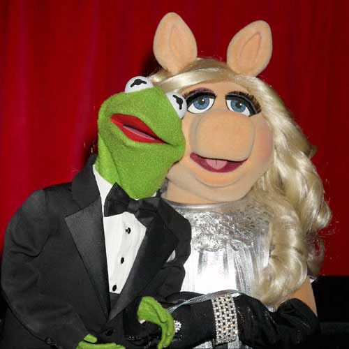 Kermit the Frog & Miss Piggy Set to Present at the Oscars