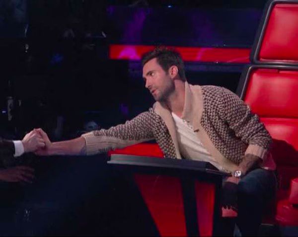 Adam Levine Sweater 02 2012 03 06