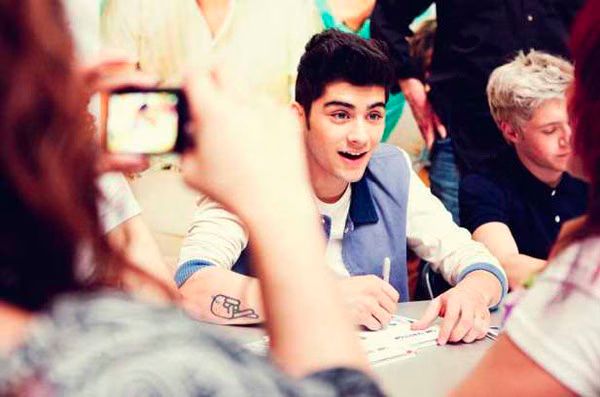 One Direction Billboard History 03 2012 03 15