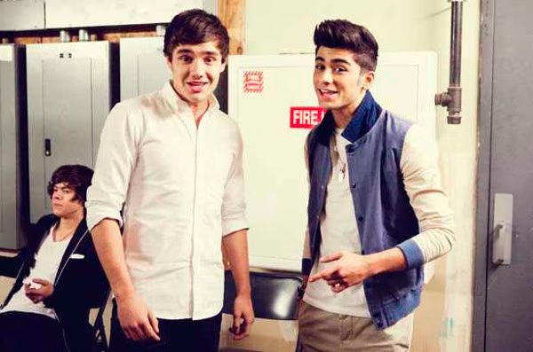 One Direction Billboard History 04 2012 03 15