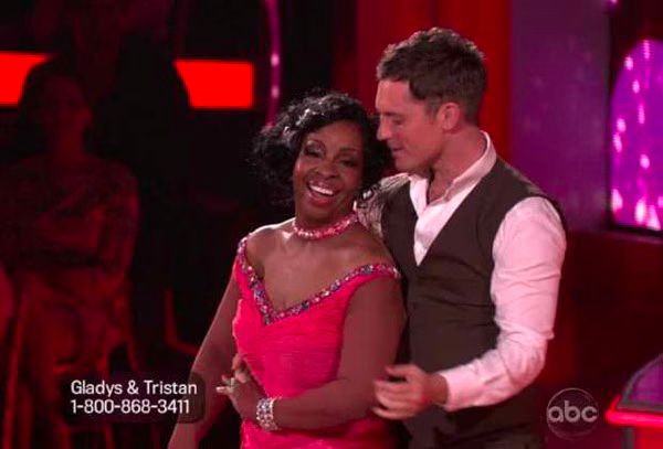 Gladys Knight and Tristan MacManus  Foxtrot  Dancing with the Stars