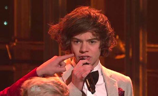 One Direction  One Thing SNL 01 2012 04 08