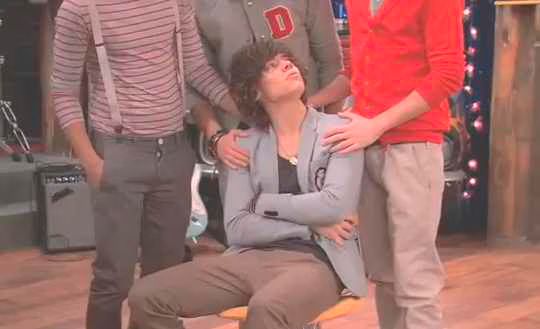 One Direction  iCarly iGo One Direction  Sneak Peek