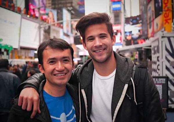 Rickey Dez Duron