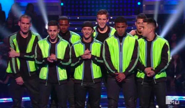 Elektrolytes  Headlines  America s Best Dance Crew 7 Video