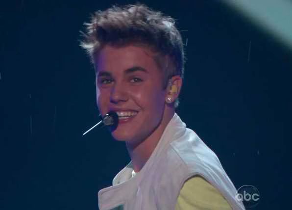 Justin Bieber  Boyfriend  Billboard Music Awards 2012  Video