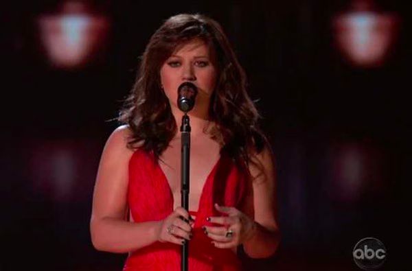 Kelly Clarkson  Dark Side  Billboard Music Awards  Video