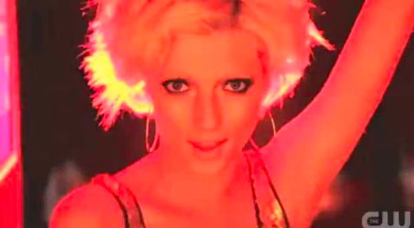 Sophie Sumner  Aiming For You  Video  America s Next Top Model