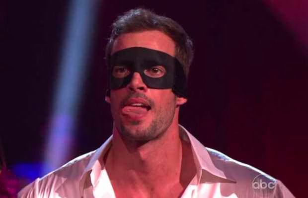 William Levy, Cheryl Burke, Tony Dovolani - Paso Doble - Dancing with the Stars.jpg William Levy Cheryl Burke Tony Dovolani Paso Doble Dancing with the Stars