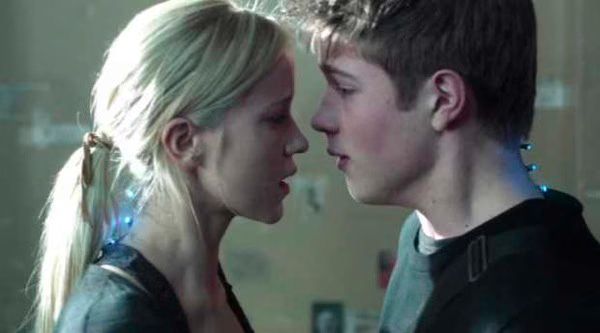Falling Skies  Season 2 Episode 3  Video Preview 02 2012 06 17