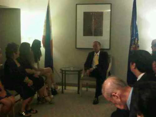 Philippine President meets with Jessica Sanchez
