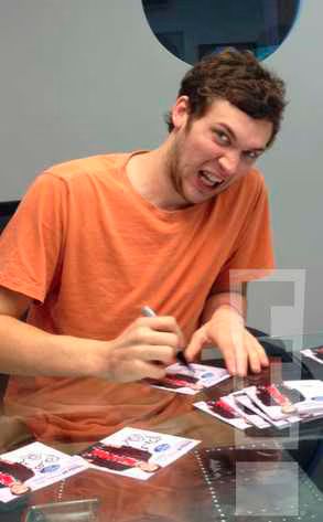 Phillip-Phillips-Out-of-the-Hospital-Photo.avif
