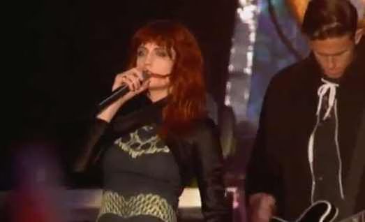 Florence + The Machine  Rabbit Heart  Raise It Up  T in the Park 2012